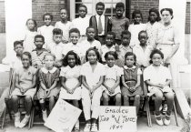 Douglas School students, grades 2 and 3, 1944